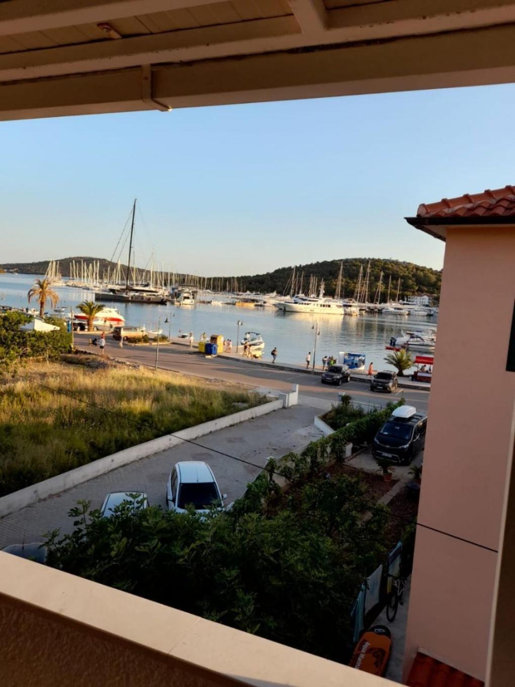 Apartment Bilja Rogoznica  Luaran gambar